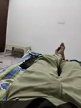 xmanrawan2 online show from November 8, 2025, 3:45 pm