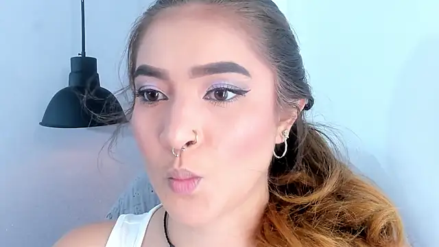 Snapshot of Shanntal_ chatting on October 11, 2025, 7:56 pm Shanntal online show from October 11, 2025, 7:56 pm