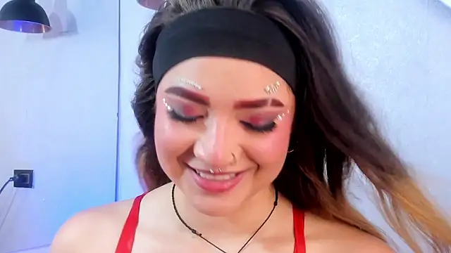 Snapshot of Shanntal_ chatting on October 30, 2025, 7:47 pm Shanntal online show from October 30, 2025, 7:47 pm