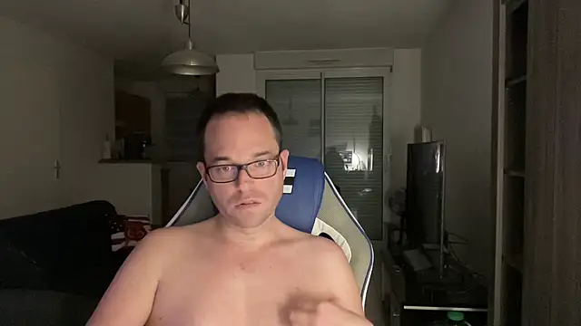 Funnyjul31 online show from February 8, 2025, 9:15 pm