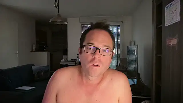 Funnyjul31 online show from October 8, 2025, 1:31 pm