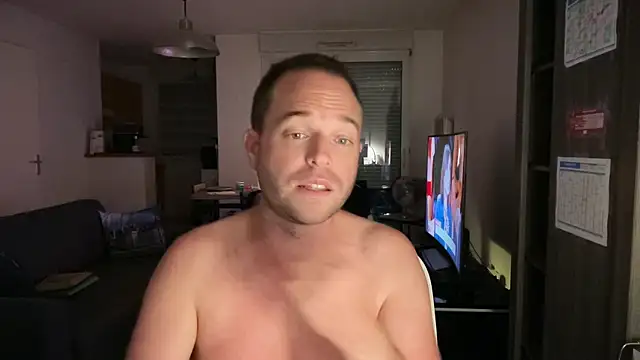 Funnyjul31 online show from October 15, 2025, 5:35 pm