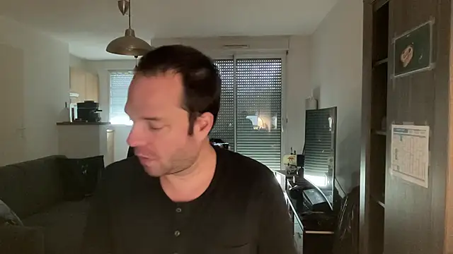 Funnyjul31 online show from February 20, 2026, 2:39 pm