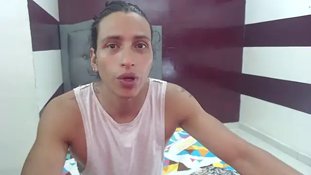 Snapshot of charly_bunnys1 chatting on February 7, 2025, 5:29 pm charly bunnys1 online show from February 7, 2025, 5:29 pm