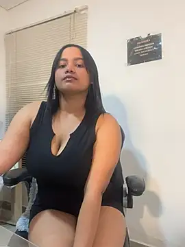 my cam online show from January 30, 2025, 11:24 pm