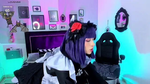 Snapshot of IsisRaichuu_ chatting on September 23, 2025, 8:56 pm IsisRaichuu  online show from September 23, 2025, 8:56 pm