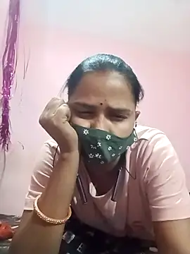 Snapshot of runi31 chatting on March 17, 2025, 10:17 pm runi31 online show from March 17, 2025, 10:17 pm