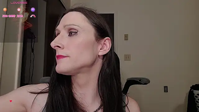 Ivyrose4999 online show from April 28, 2026, 6:02 pm