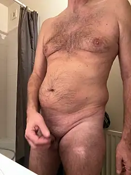 vincent1522 online show from November 6, 2025, 6:47 am