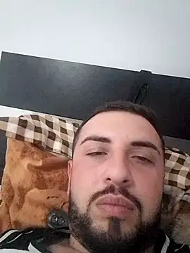 Snapshot of Fdghnjj chatting on October 26, 2025, 7:31 pm Fdghnjj online show from October 26, 2025, 7:31 pm