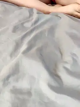 sam0and0katy online show from April 23, 2026, 5:26 pm