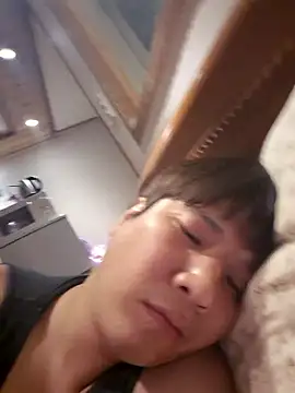 Tyyyggjju online show from November 24, 2025, 9:36 pm