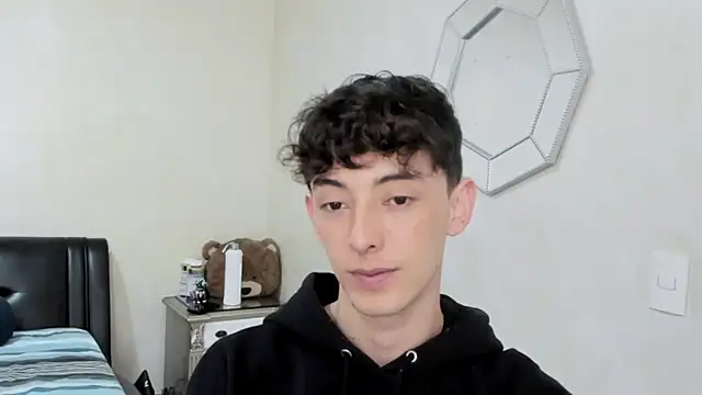 miketwink online show from March 11, 2026, 10:38 pm