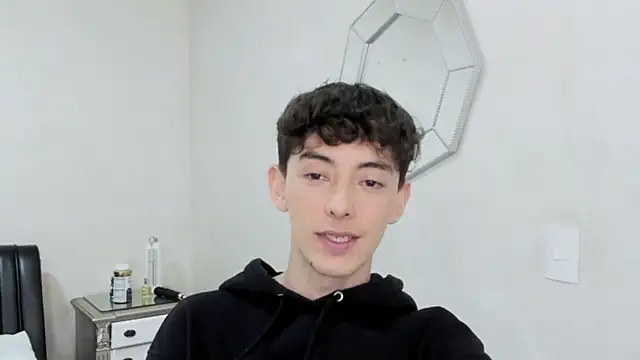 miketwink online show from March 23, 2026, 11:20 pm