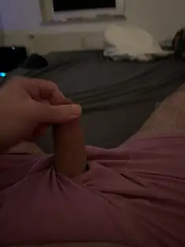 Snapshot of Mo_2003 chatting on February 18, 2025, 9:20 pm Mo 2003 online show from February 18, 2025, 9:20 pm