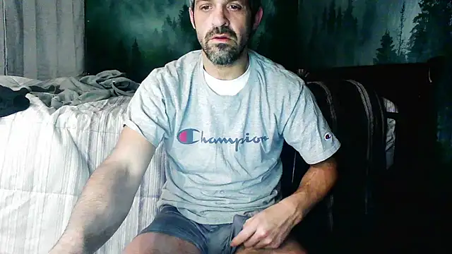 Snapshot of Troyt87 chatting on January 9, 2025, 6:48 am Troyt87 online show from January 9, 2025, 6:48 am