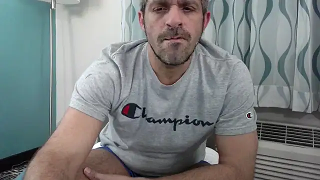 Troyt87 online show from November 23, 2025, 6:13 am