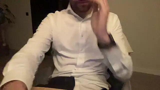 Snapshot of bullyboyy chatting on November 20, 2025, 6:24 am bullyboyy online show from November 20, 2025, 6:24 am