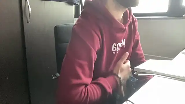 Snapshot of bullyboyy chatting on December 1, 2025, 2:00 pm bullyboyy online show from December 1, 2025, 2:00 pm