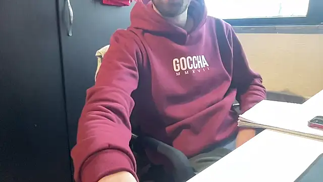 Snapshot of bullyboyy chatting on January 14, 2026, 8:20 am bullyboyy online show from January 14, 2026, 8:20 am