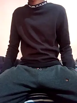 Snapshot of nee2526 chatting on October 21, 2025, 7:09 am nee2526 online show from October 21, 2025, 7:09 am