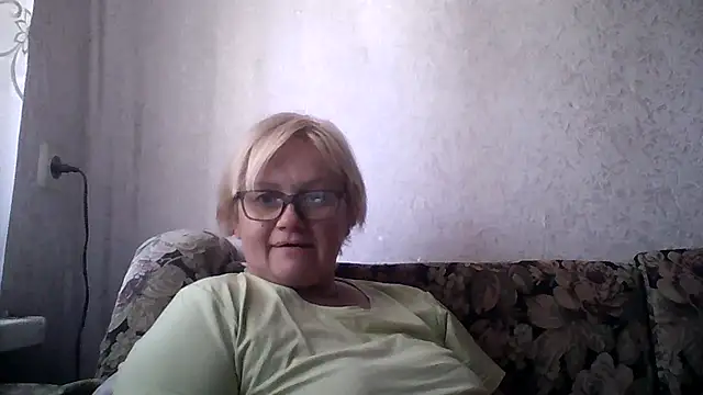 Mayya4321 online show from May 4, 2026, 10:00 am