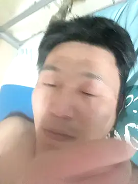 wadmma online show from April 3, 2026, 9:35 pm