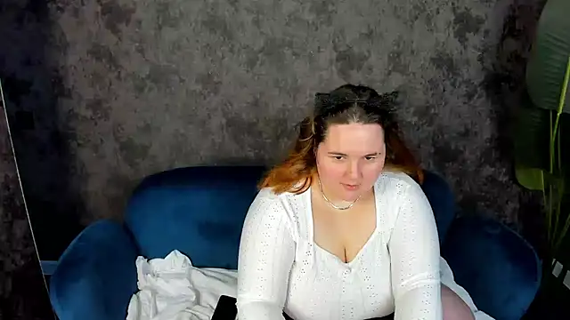 Helga Fitzgerald online show from February 5, 2025, 9:25 am