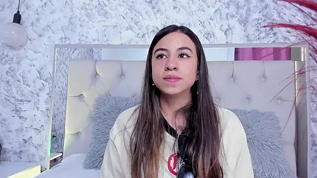 Snapshot of Ariana_greenblat chatting on October 6, 2025, 4:48 pm Ariana greenblat online show from October 6, 2025, 4:48 pm