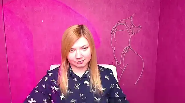 Snapshot of Lola_moree chatting on March 3, 2025, 12:27 pm Lola moree online show from March 3, 2025, 12:27 pm