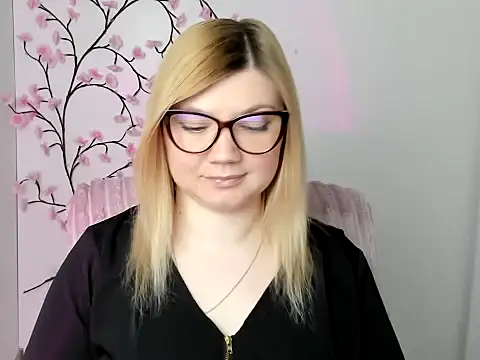 Lola moree online show from April 24, 2026, 11:34 am