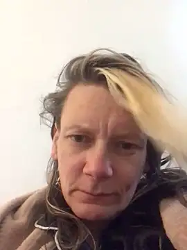 Snapshot of blondey206 chatting on March 12, 2026, 11:05 am blondey206 online show from March 12, 2026, 11:05 am