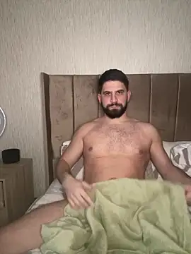 Snapshot of lucas_kazimm chatting on February 14, 2025, 5:03 pm lucas kazimm online show from February 14, 2025, 5:03 pm