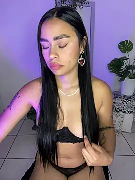 meli ortiz  online show from February 23, 2026, 2:47 pm