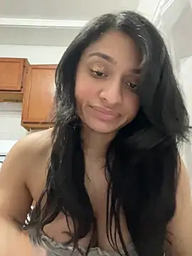 Cristinasunny online show from June 11, 2026, 2:22 am