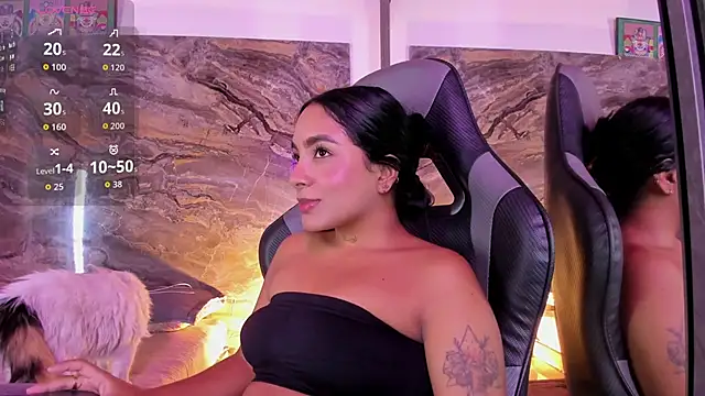 Estefy gomez09 online show from May 4, 2026, 4:14 pm