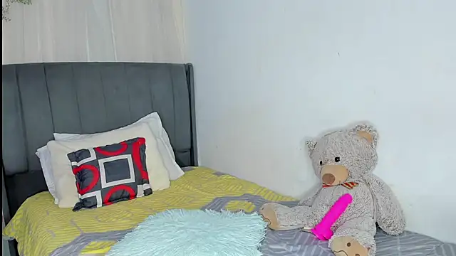 Tiffany rubi online show from February 5, 2025, 11:39 pm