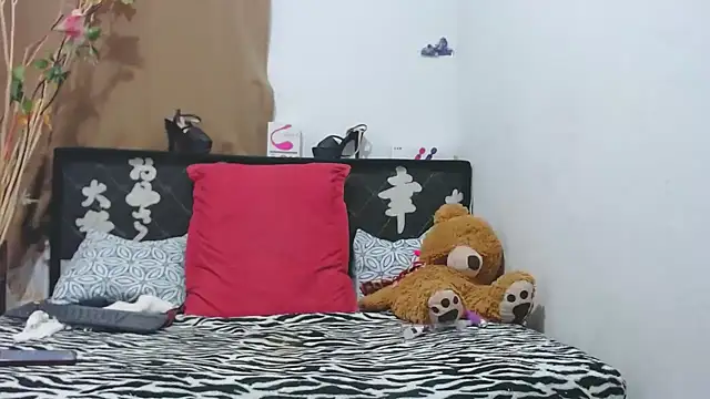 Snapshot of Melisa_069 chatting on October 9, 2025, 10:02 am Melisa 069 online show from October 9, 2025, 10:02 am