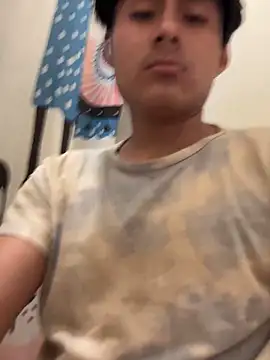 Etwin vaz online show from April 1, 2026, 5:21 pm