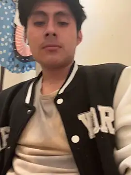 Etwin vaz online show from April 2, 2026, 7:44 pm