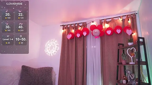 Nalia adams online show from October 6, 2025, 2:25 pm