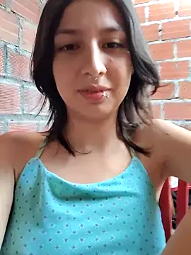 Snapshot of Maiden-Hot chatting on October 3, 2025, 8:17 pm Maiden-Hot online show from October 3, 2025, 8:17 pm