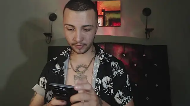 FemToMale online show from January 28, 2025, 2:43 am