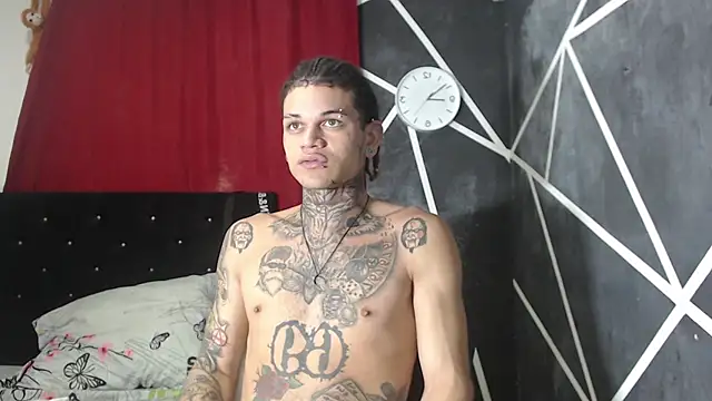 Snapshot of hot_man05 chatting on October 12, 2025, 9:14 pm hot man05 online show from October 12, 2025, 9:14 pm