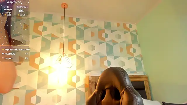 Snapshot of CALANTHELOVE1 chatting on February 5, 2025, 8:54 am CALANTHELOVE1 online show from February 5, 2025, 8:54 am