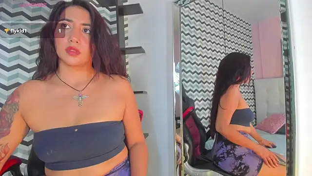Snapshot of CALANTHELOVE1 chatting on March 4, 2025, 2:49 am CALANTHELOVE1 online show from March 4, 2025, 2:49 am