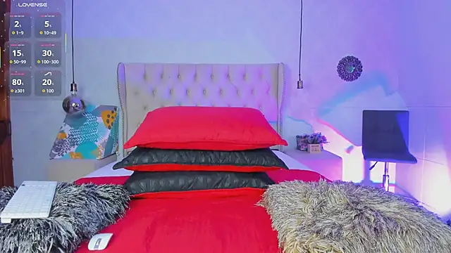 amanda29 online show from February 26, 2026, 7:13 pm