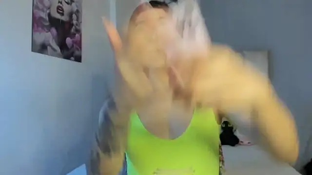 beautiful doll088 online show from December 20, 2025, 10:50 pm