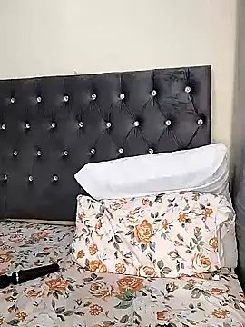 SexyCurvysxx69xx online show from February 22, 2025, 1:00 am