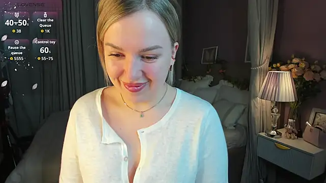 Nikki Kai online show from November 17, 2025, 12:27 am